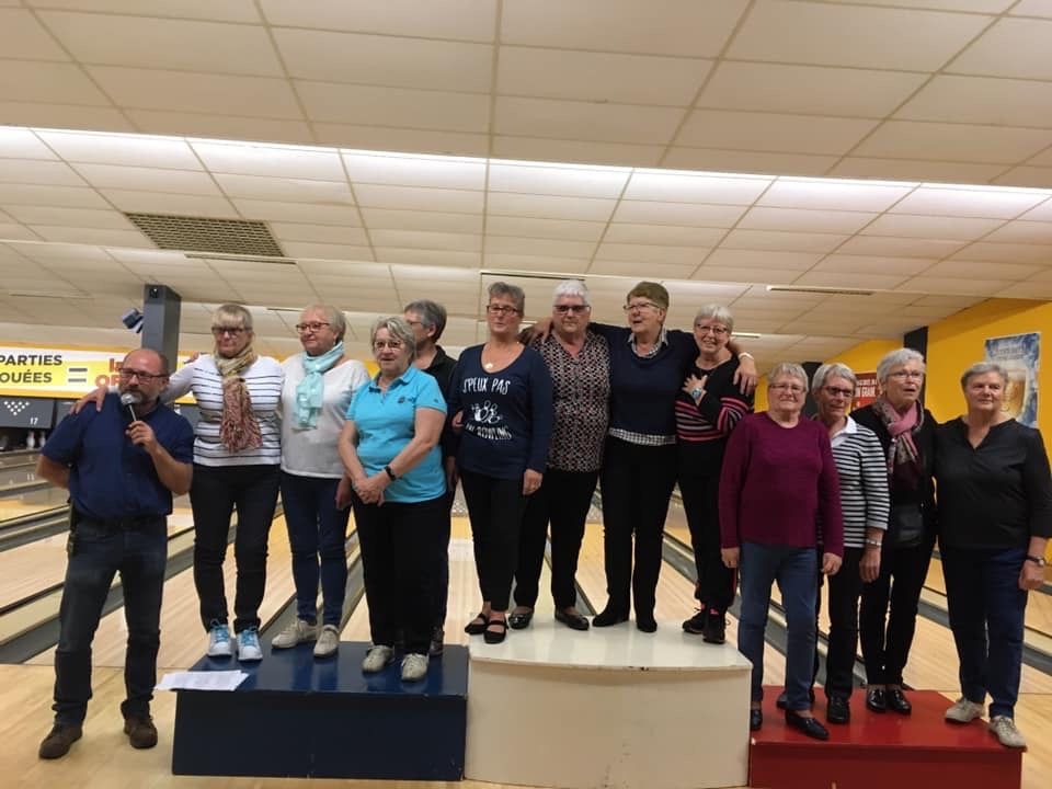 podium avec nos joueuses sur la plus haute marche